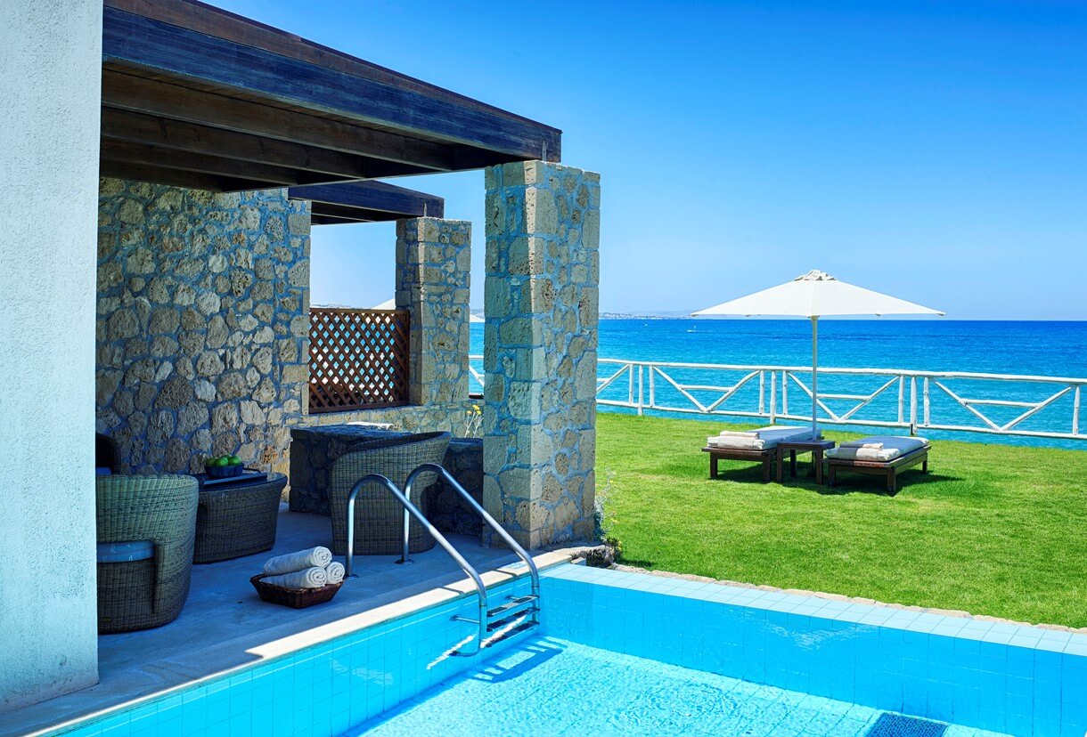 junior_suite_sea_front_private_pool3