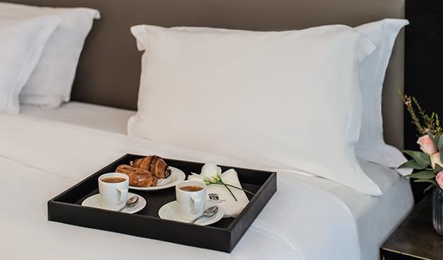 DJ rooms 623x366_0009_Dan Jerusalem 2112 DELUXE ROOM- NEW Finals online-7